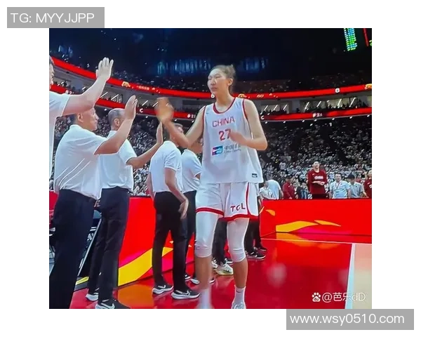 美国女篮与澳大利亚女篮激战正酣谁能在国际赛场上笑到最后
